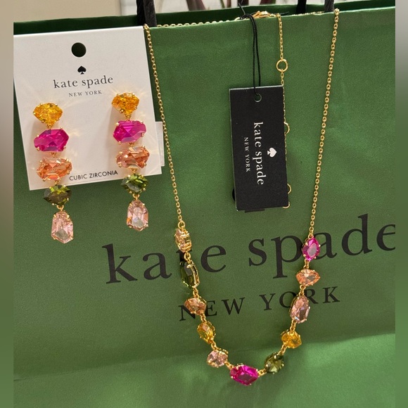 💖Kate Spade Treasure Trove Necklace💖 - Picture 1 of 5